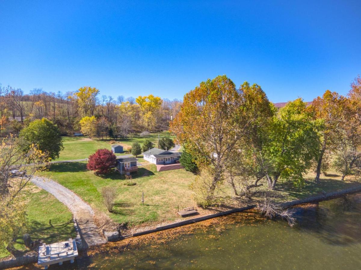 House On The New River, 3Br, 20 Minutes From Vt Radford Esterno foto